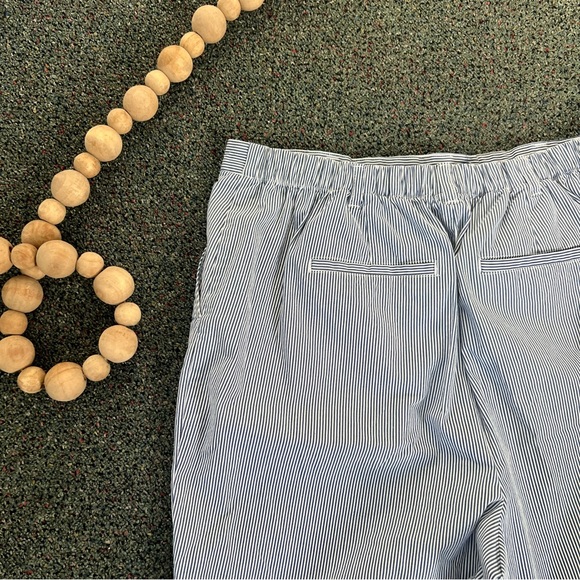 LAND’S END Blue & White Striped Seersucker Shorts Elastic Waist Comfy Casual 16 - Picture 13 of 16